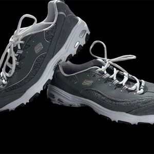 Skechers D’Lites Gray Athletic Shoes